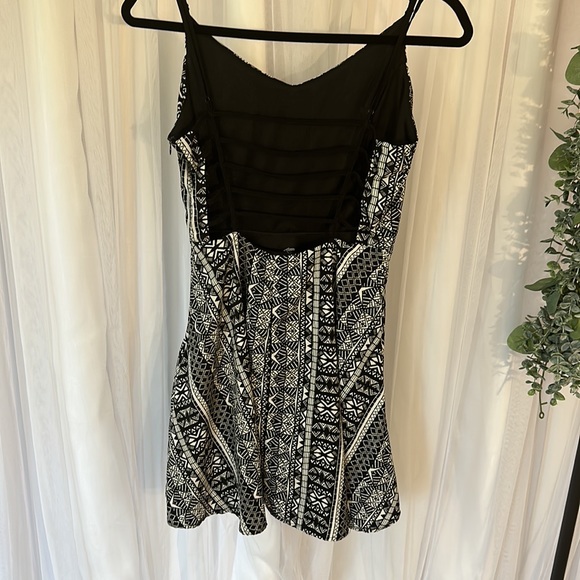 Strappy Back Dress - Picture 3 of 6